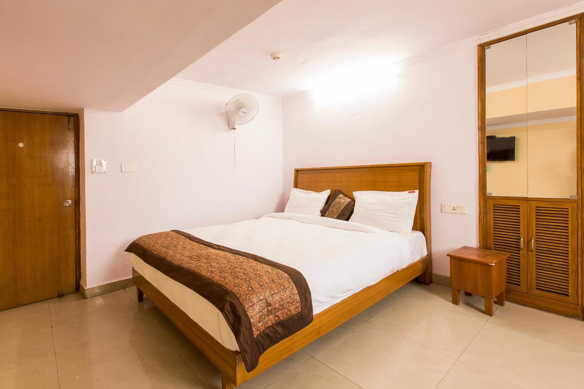 OYO 15515 Hotel Landmark Inn Delhi  Exterior foto