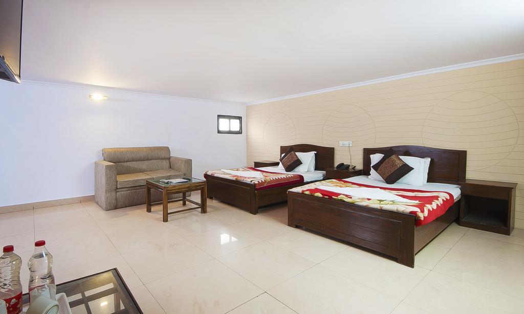 OYO 15515 Hotel Landmark Inn Delhi  Exterior foto